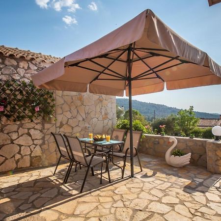 Sofias Cottage Razata Argostoli المظهر الخارجي الصورة